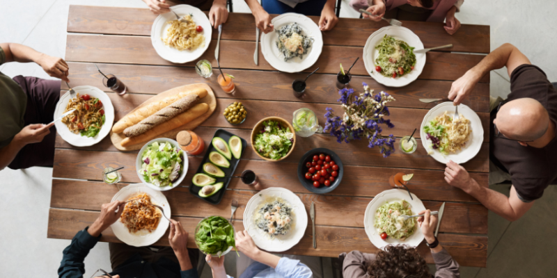 Segundo Kelsem Ricardo Rios Lima, de Tóquio a Paris, algumas cidades conquistam o mundo pelos sabores únicos e experiências gastronômicas inesquecíveis.