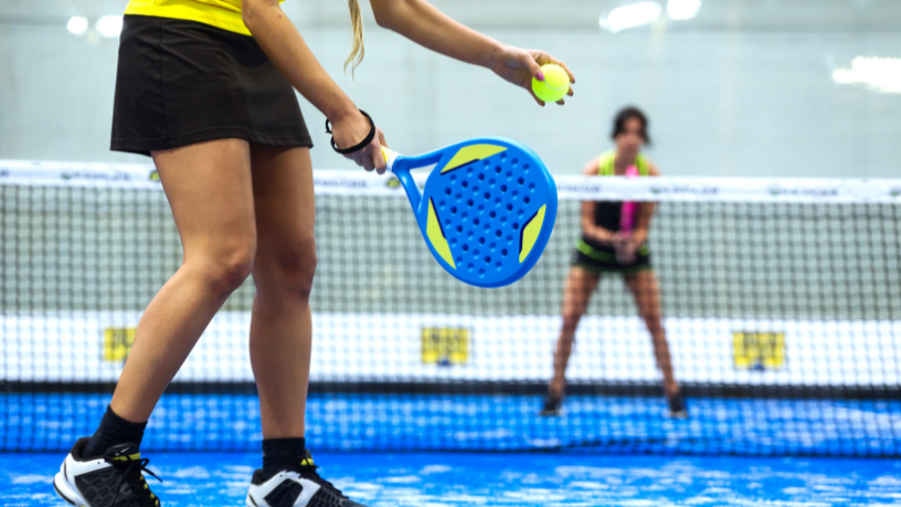 Descubra com Teciomar Ábila os segredos para elevar seu jogo de tênis ao estilo Federer neste ano.