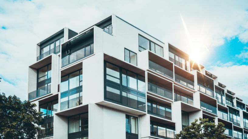 Alex Nabuco dos Santos observa que a construção modular redefine velocidade e controle na engenharia atual.