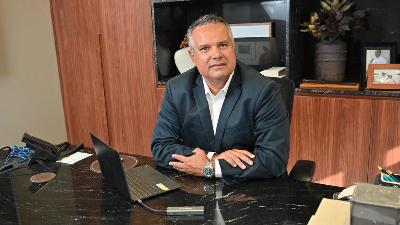 Em Desafios técnicos, planejamento e eficiência operacional da engenharia aplicada à infraestrutura pública, a atuação de Elmar Juan Passos Varjão Bomfim evidencia como técnica e gestão caminham juntas.