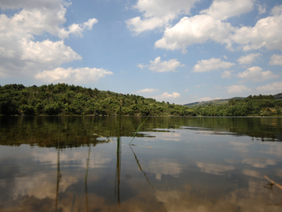 Redução de perdas de água com estratégias de saneamento propostas por Odair Jose Mannrich.