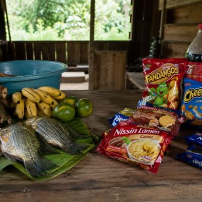 Consumo de alimentos ultraprocessados avança entre povos tradicionais e preocupa especialistas em saúde