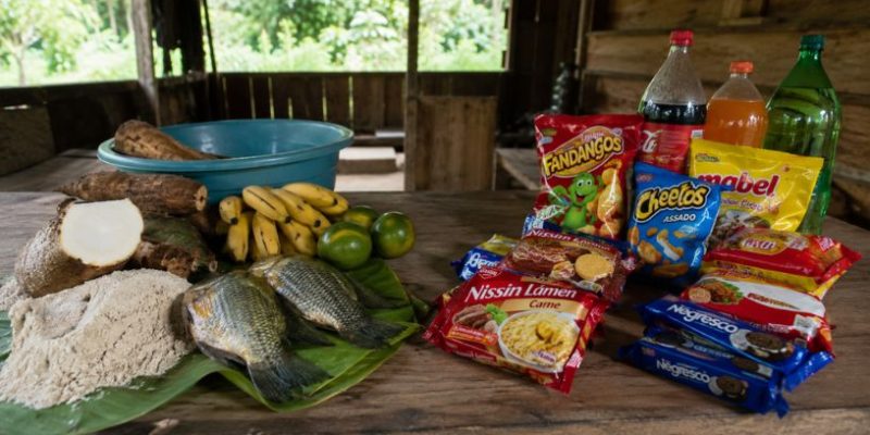 Consumo de alimentos ultraprocessados avança entre povos tradicionais e preocupa especialistas em saúde