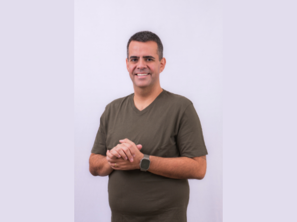 Dr. Vinicius Tadeu Sattin Rodrigues